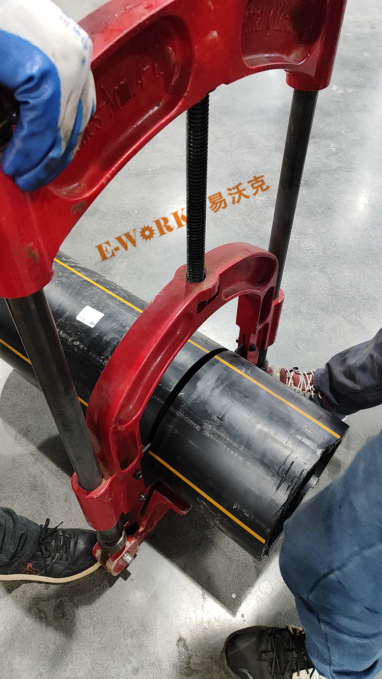 PE管手動切割廠家認準(zhǔn)河南易沃克