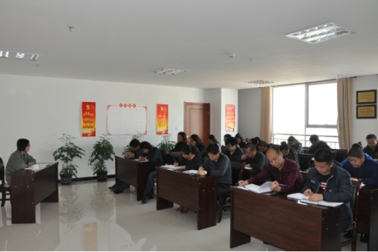 集團(tuán)黨委委員、副總經(jīng)理劉玲同志宣講黨的十九大精神