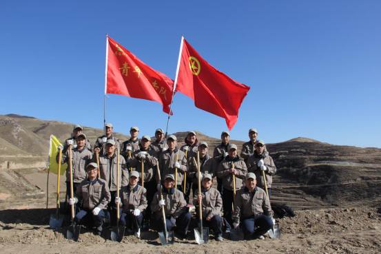 有一種奉獻叫“五四精神”，有一種擔當叫“青年突擊隊”